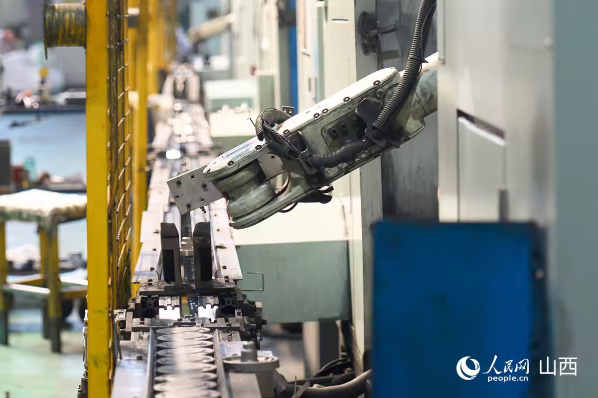 走進民企看發展 | 山西華翔：布局新興賽道 探索智造未來